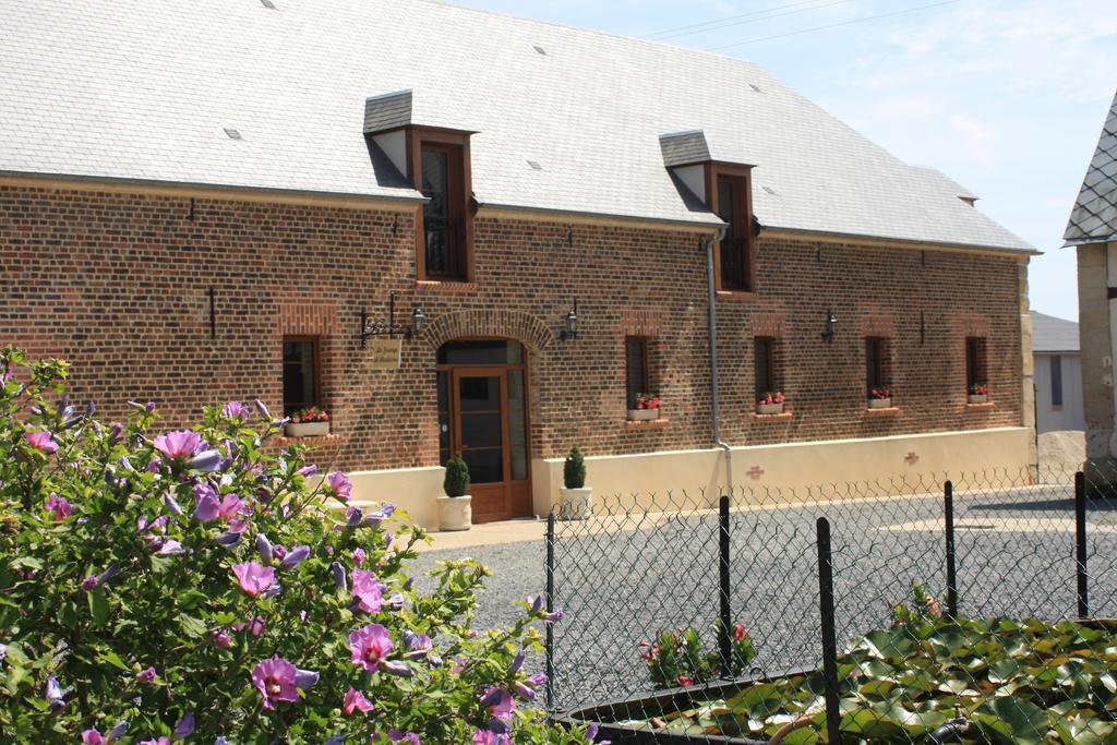 Bed and Breakfast La Grange De Boulaines Méru Exterior foto